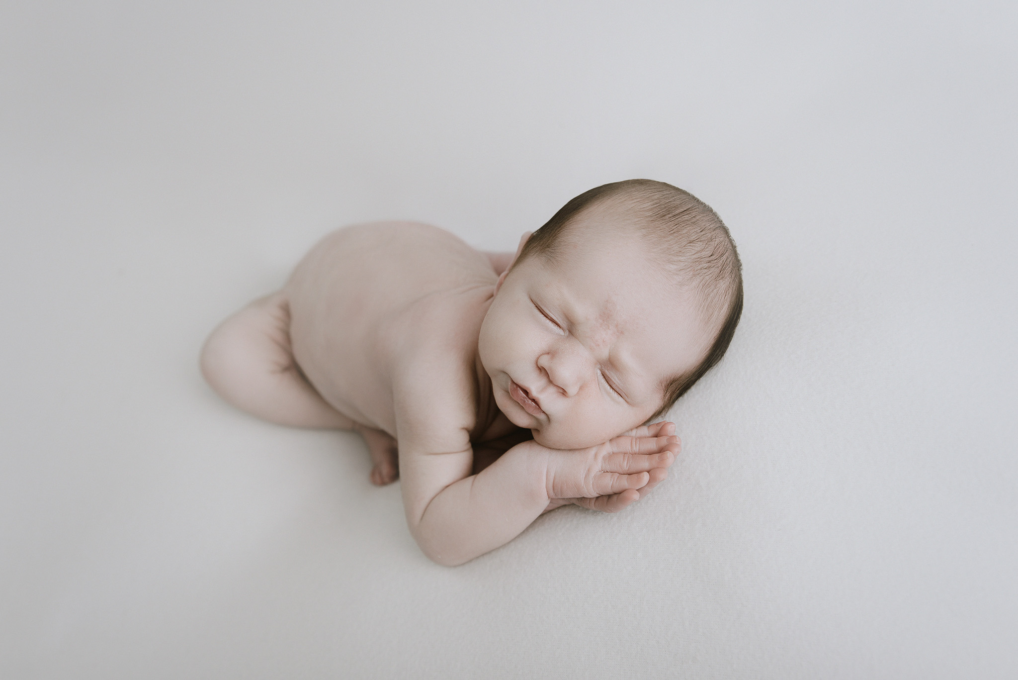 séance-photo-naissance-studio-lille-famille-parents-one-moment-photographie-9